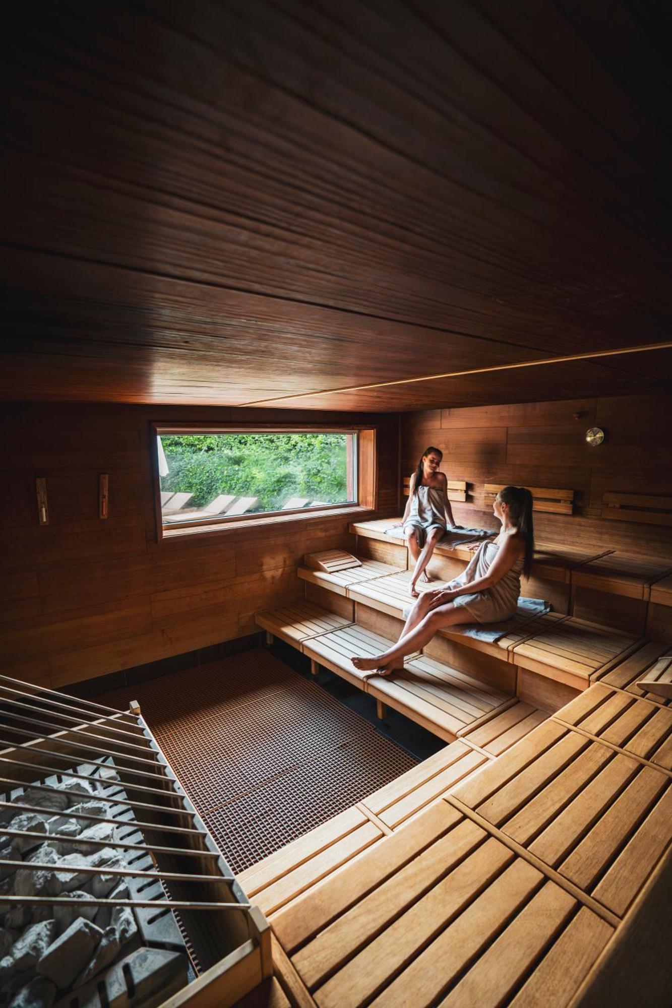 Spa Resort Styria- Adults Only Bad Waltersdorf Exterior photo