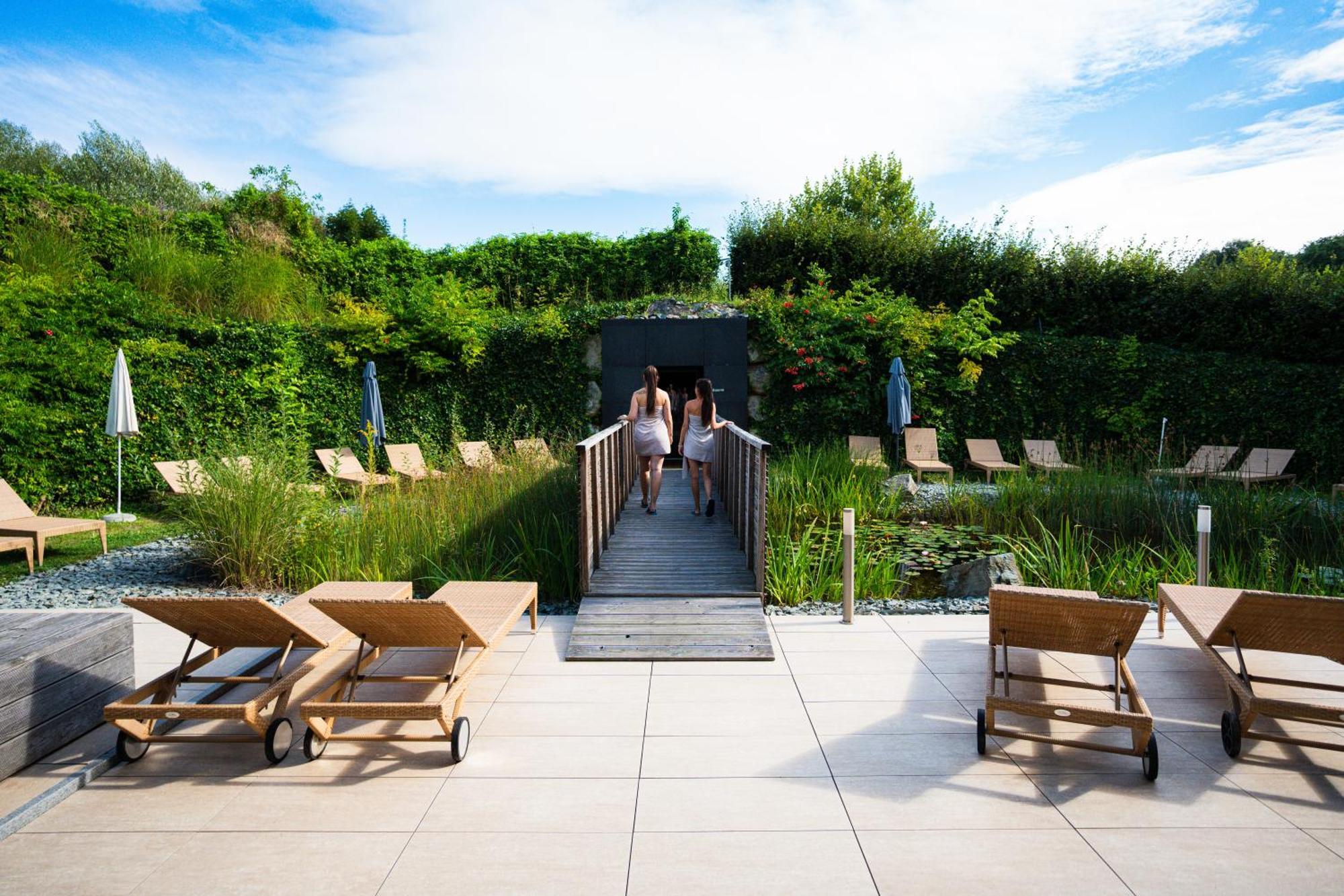 Spa Resort Styria- Adults Only Bad Waltersdorf Exterior photo